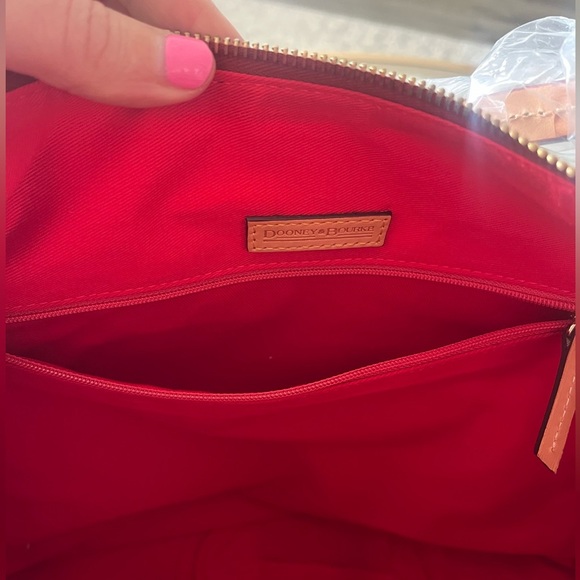 NWT Dooney and Bourke Florentine Vacchetta 2 pocket Canvas Bag, Black and Tan - Picture 10 of 11